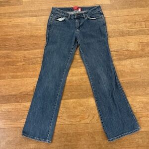 Elle Monaco medium wash low rise boot cut jeans pants size 8
 b43